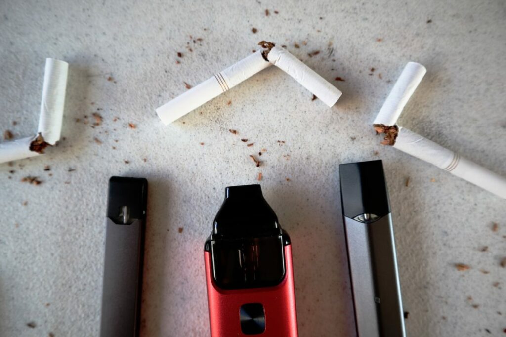 vape cartridges and cigarettes